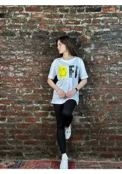 Kadın Beyaz Off Yazılı Tshirt