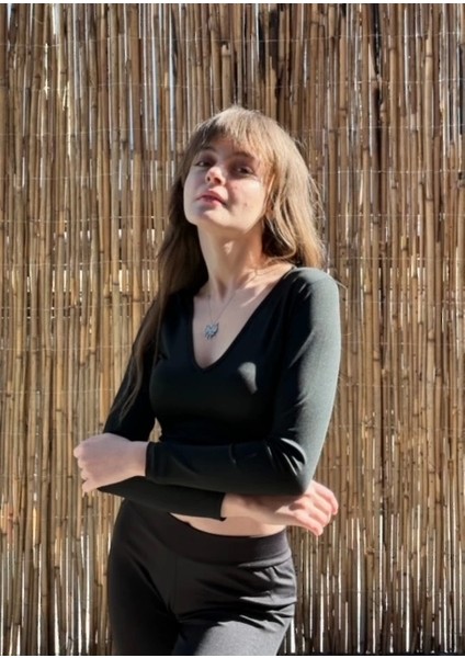 Kadın Siyah Uzun Kollu Büstiyer modelleri