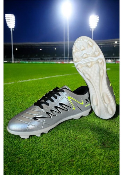 Erkek Krampon Dişli Futbol Ayakkabısı GÜMÜŞ fiyatları
