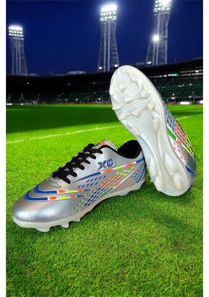 Erkek Krampon Dişli Futbol Ayakkabısı GÜMÜŞ fiyatları
