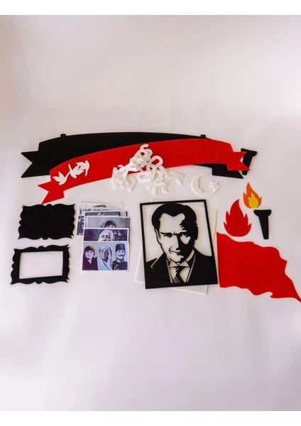 Meşaleli Resimli Atatürk Köşesi Keçe / Atatürk Panosu