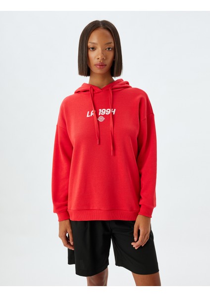 Arkası Baskılı Sweatshirt Kapüşonlu Şardonlu Rahat Kalıp modelleri