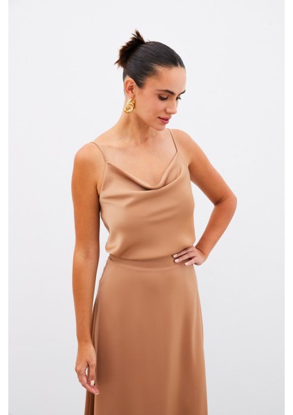 Degaje yaka saten bluz - CAMEL fırsatları