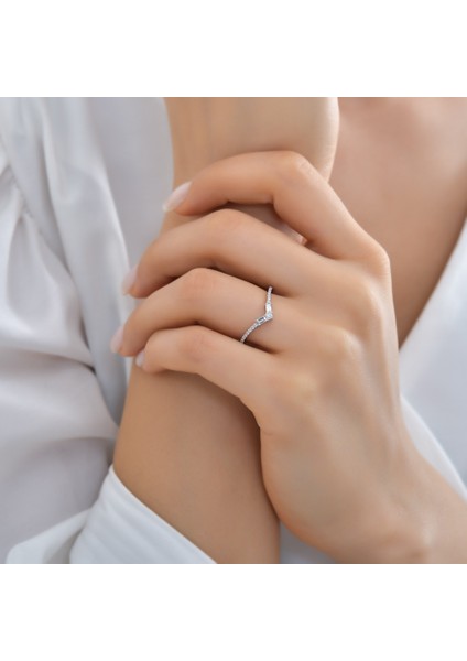 Pırlanta Baget Yüzük fiyatları