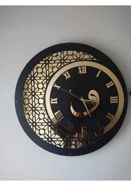 50cm Ahşap ve Ayna Vav Motifli Siyah Altın Duvar Saati, Geleneksel Tarz