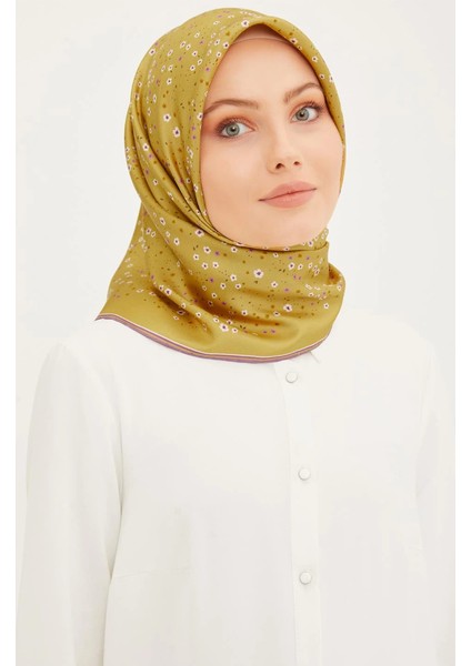 Özel Nostalji Serisi Twill Ipek Eşarp 8900-12