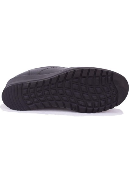 104516 Siyah 5 Nokta Günlük Kadın Deri Ayakkabı fırsatları