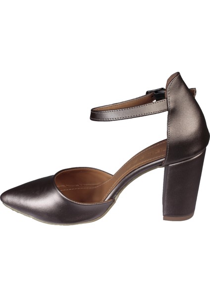 Yazkış Kadın 8cm Parlak Platin Karnıyarık Bilekten Bağlamalı Düğün Nişan Mezuniyet Topuklu Ayakkabı modelleri