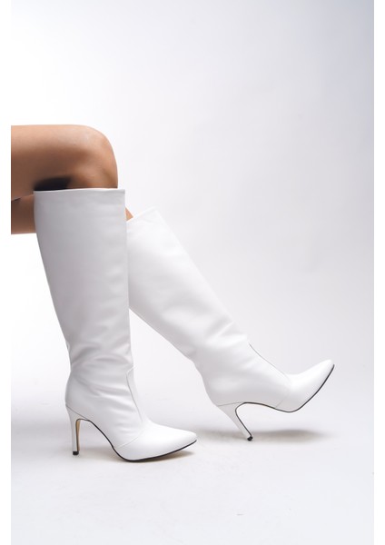 Hilnaril Kadın Beyaz Suni Deri Sivri Topuklu Çizme – Günlük ve Özel Günler İçin Şık ve Rahat Tasarım