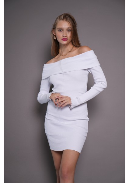Kadın Kayık Yaka Kaşkorse Bodycon Elbise 22542 Beyaz