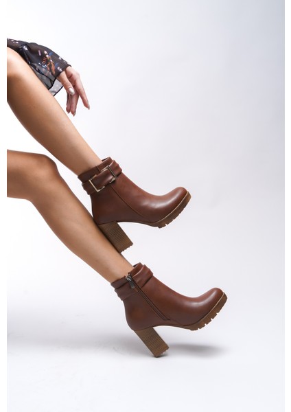 Isolniya Kadın Toka Detaylı Yüksek Topuklu Bot 0012503 indirimleri