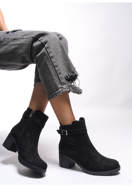 Lilixipha Kadın Toka Detaylı Lastikli Topuklu Bot 0012730 fiyatları