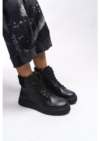 Dhaeleth Kadın Bot 0012401