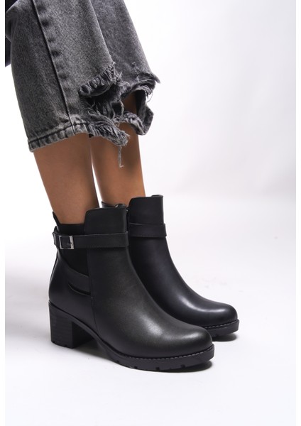 Lilixipha Kadın Toka Detaylı Lastikli Topuklu Bot 0012730