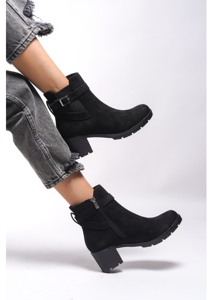 Lilixipha Kadın Toka Detaylı Lastikli Topuklu Bot 0012730 indirimleri