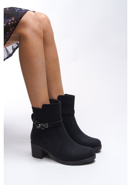 Iverolia Kilit Detaylı Topuklu Bot 0012790