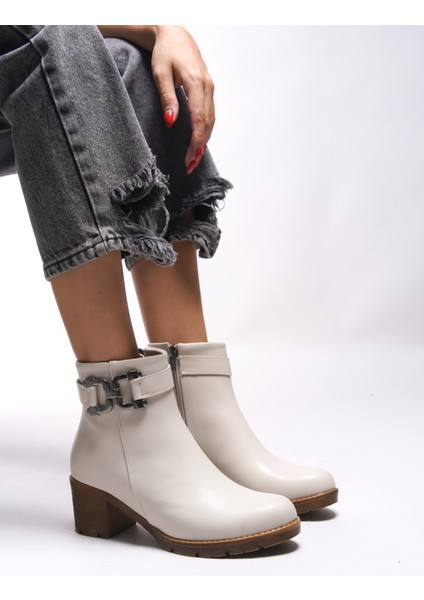 Libthana Kadın Zincir Detaylı Topuklu Bot 0012725