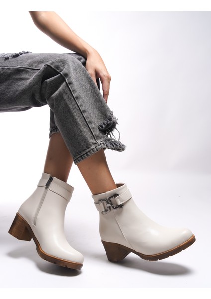 Libthana Kadın Zincir Detaylı Topuklu Bot 0012725 fiyatları