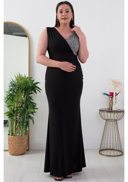 13356 Pul Detaylı V Yaka Uzun Elbise fırsatları