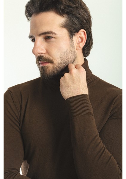 Düz Kahverengi Slim Fit Tam Balıkçı Yaka Erkek Kazak fiyatları