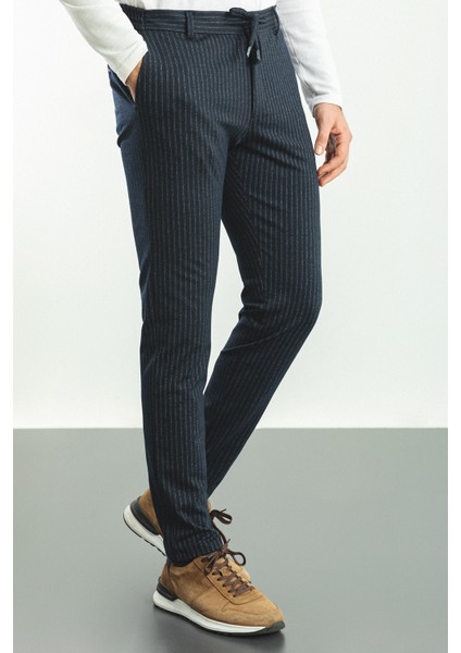 Çizgili Lacivert Renk Super Slim Fit Beli Lastikli İpli Erkek Pantolon