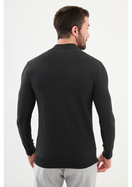 Dokulu Antrasit Slim Fit Fermuarlı Yarım Balıkçı Yaka Erkek Triko Kazak modelleri