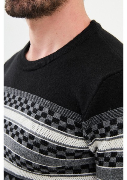 Desenli Antrasit Slim Fit Bisiklet Yaka Erkek Triko Kazak