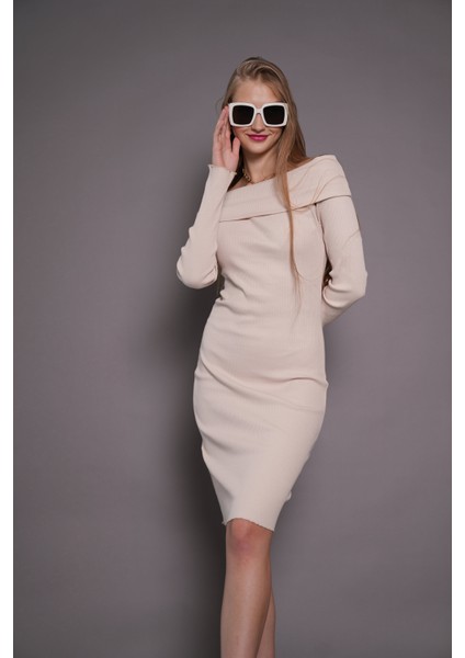 Kadın Kayık Yaka Kaşkorse Bodycon Elbise 22542 Bej