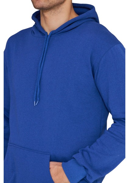 Erkek Regular Fit Kapüşonlu Kanguru Cepli Uzun Kollu Sweatshirt