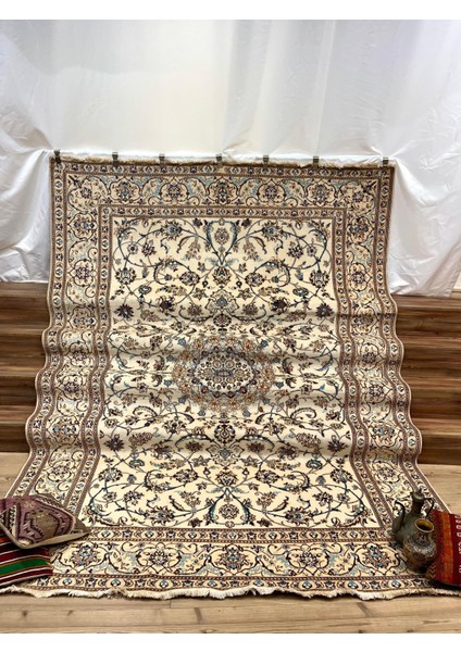 El Dokuma Iran Halı - 243 X 334