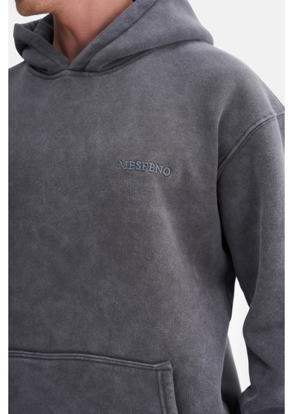 Erkek Oversize Şardonlu 3 Iplik Kapüşonlu, Efektli Yıkamalı, Nakışlı Sweatshirt