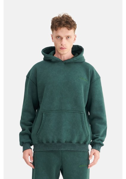 Erkek Oversize Şardonlu 3 Iplik Kapüşonlu, Efektli Yıkamalı, Nakışlı Sweatshirt