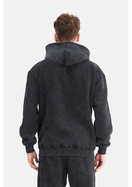 Erkek Oversize Şardonlu 3 Iplik Kapüşonlu, Efektli Yıkamalı, Nakışlı Sweatshirt fırsatları