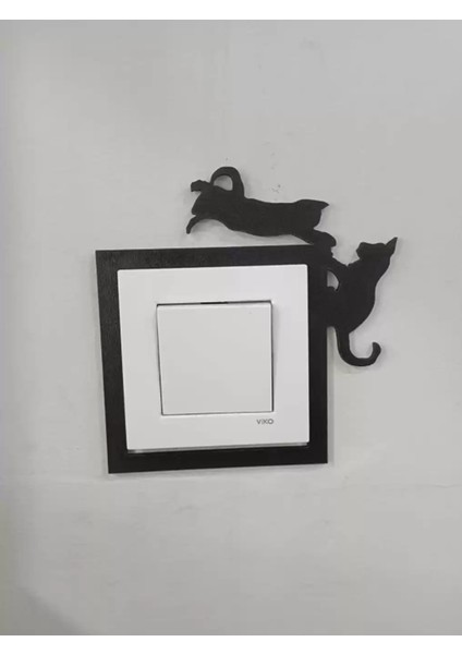 Kedi Ahşap Priz Çerçevesi