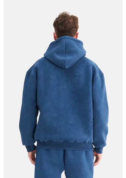 Erkek Oversize Şardonlu 3 Iplik Kapüşonlu, Efektli Yıkamalı, Nakışlı Sweatshirt fırsatları