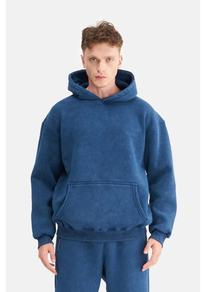 Erkek Oversize Şardonlu 3 Iplik Kapüşonlu, Efektli Yıkamalı, Nakışlı Sweatshirt