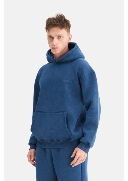 Erkek Oversize Şardonlu 3 Iplik Kapüşonlu, Efektli Yıkamalı, Nakışlı Sweatshirt