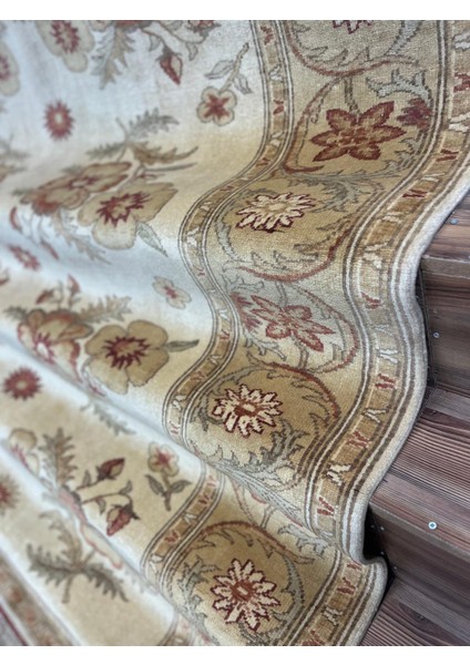 El Dokuma Yerli Uşak Halı - 226 X 261 modelleri