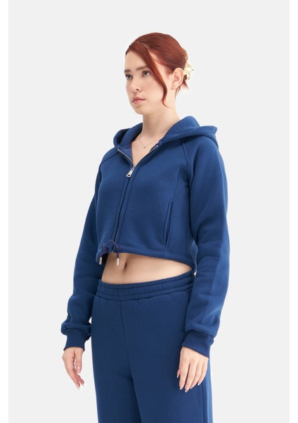 Kadın Fermuarlı Kapüşonlu Crop Sweatshirt modelleri