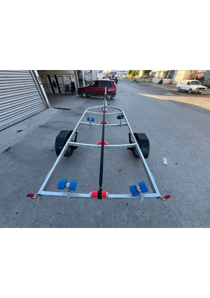 Tekne Römorku 750 kg Taşıma Kapasitesi modelleri