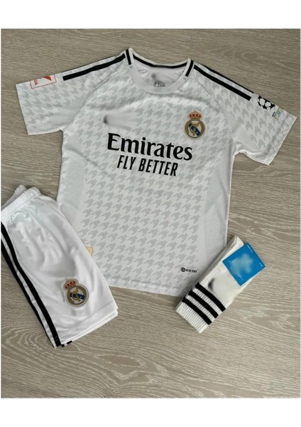 Real Madrid Mbappe Yeni Sezon Beyaz Unisex Çocuk Futbol Forma Takımı 4'lü Set