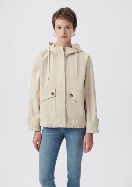 Kadın Krem Mont - M1110025-70182 modelleri