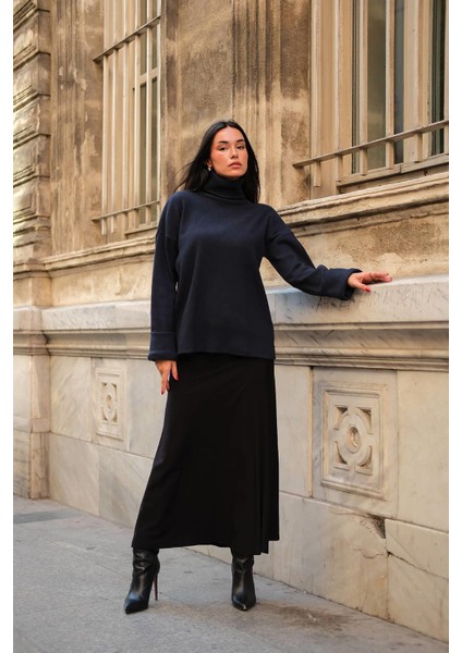 Kol Detaylı Balıkcı Yaka Boğazlı Lacivert Bluz fiyatları