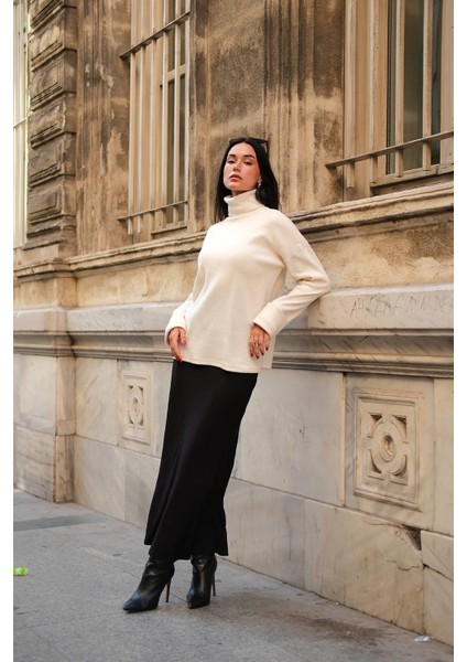 Kol Detaylı Balıkcı Yaka Boğazlı Ekru Bluz indirimleri