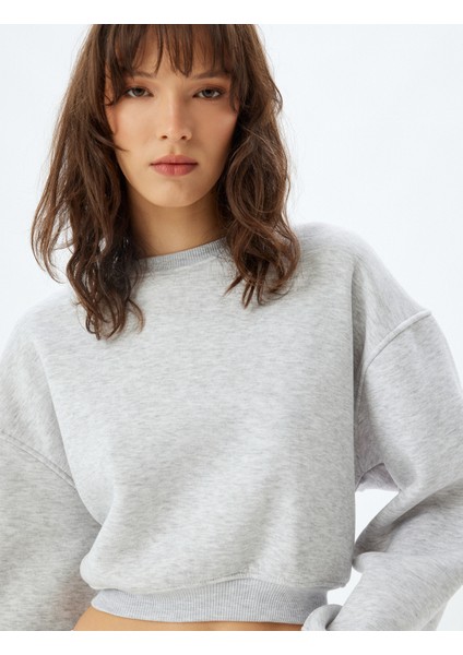 Basic Crop Sweatshirt Bisiklet Yaka Üç Iplik Şardonlu