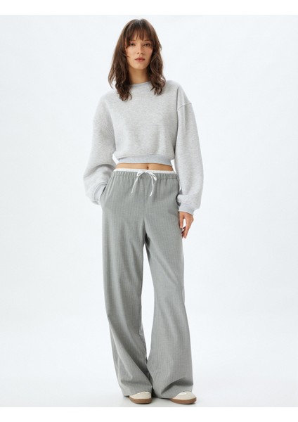 Basic Crop Sweatshirt Bisiklet Yaka Üç Iplik Şardonlu fiyatları