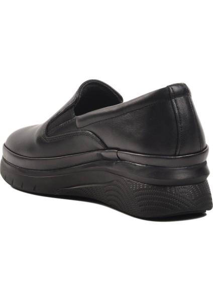 24322148K Siyah Hakiki Deri Kadın Günlük Ayakkabı fırsatları