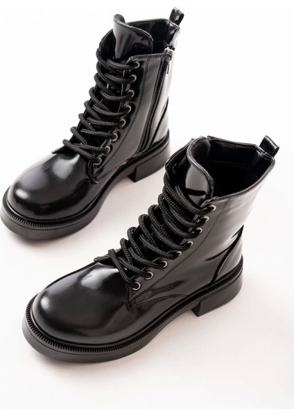 Siyah Rugan Düz Topuklu Bağcıklı Fermuarlı Günlük Kadın Bot fiyatları