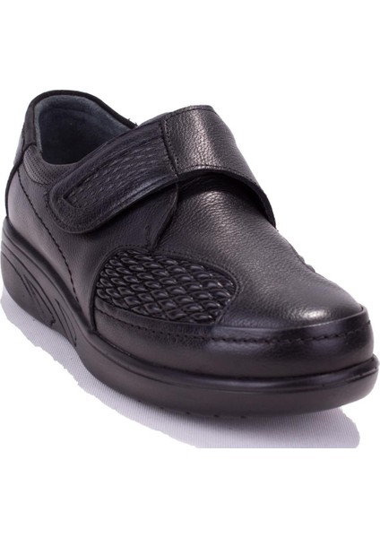 DZA07-122042633 Siyah Ortopedik Günlük Deri Kadın Ayakkabı