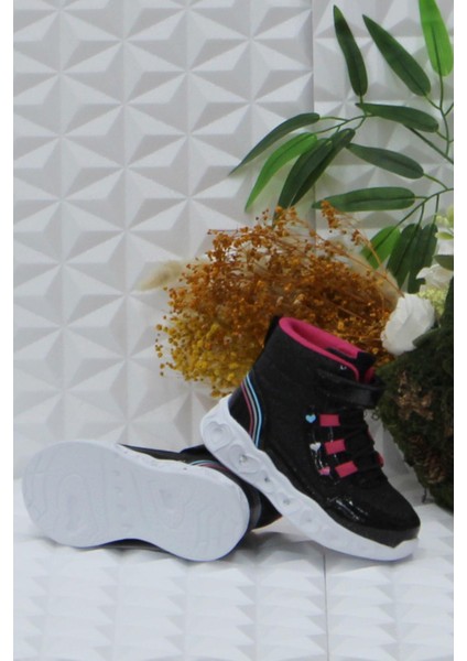 Cool Kids Siyah Rahat Hafif Işıklı Kız Çocuk Bot indirimleri